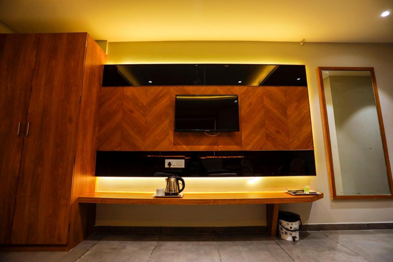 Hotel Om Somnāth Dış mekan fotoğraf